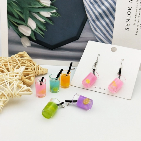 Boisson Bouteille 3D en Résine Charms Mini Pendentif de Boisson aux Fruits pour Boucle d'Oreille Porte-Clés Accessoires de Bijoux