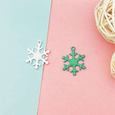 Weihnachtsserie Emaille Schneeflocke Anhänger Legierung Glitzer Für DIY Ohrring Halskette Winter Schmuckherstellung Zubehör