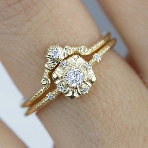 Vintage Paleisstijl Vergulde Legering Hoofdring En Band Met Ronde Zirkonia Voor Vrouwen Victoriaans Bloem Gegraveerd Sieraden