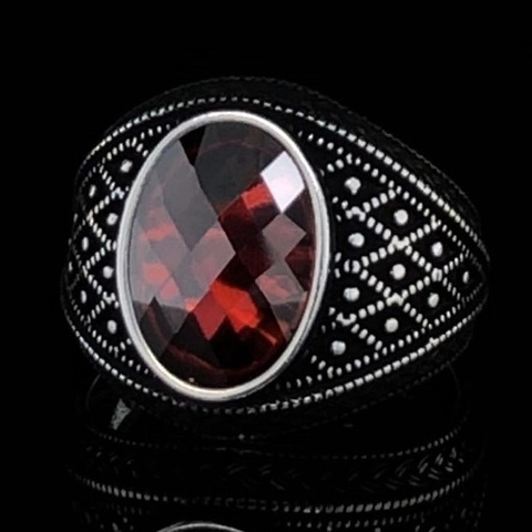Men's Vintage Black Alloy Ring With Oval Red Rhinestone Retro Punk Style Hip Hop Jewelry Geometric Finger Ring For Men