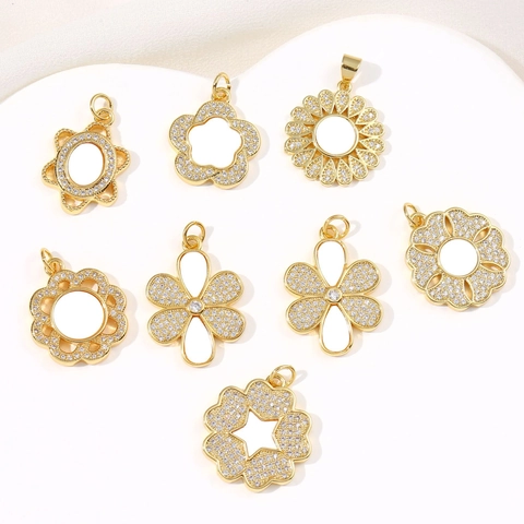 Exotic Copper Natural Shell Flower Pendant For Women Gold Plated Rhinestone Leaf Petal Fashion Jewelry Accessory Gift