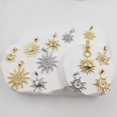 Vintage Copper Sun Pendant Gold Plated Flower Crescent Moon Charm With Rhinestone Fashion Necklace Pendant For Women Jewelry
