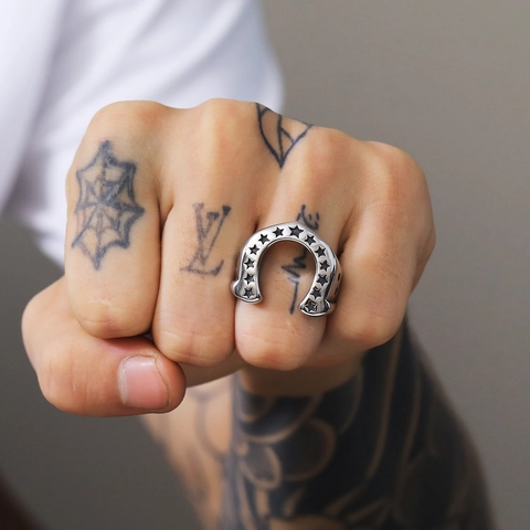 Punk Stainless Steel Horseshoe Star Ring For Men Vintage Rock Biker Style Polished Silver Tone Jewelry Finger Ring