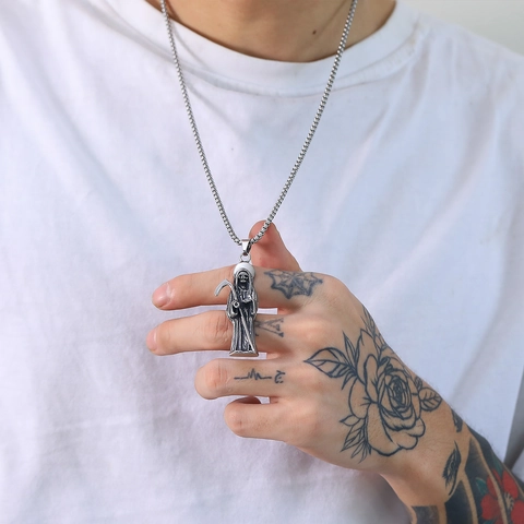 Gothic Stainless Steel Grim Reaper Pendant Necklace Vintage Punk Santa Muerte Scythe Skull Pendant For Men Halloween Jewelry Gift