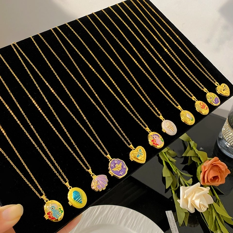 Vintage Enamel Locket Necklace For Women Stainless Steel Chain Copper Pendant Retro Butterfly Bee Heart Pattern Jewelry Gift