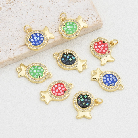 Ciondolo a Pesce in Rame Placcato Oro 18K Con Mosaico Di Conchiglie E Strass Forma Animale Per Accessori Creazione Gioielli