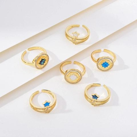 Anello Aperto Stella Luna in Rame Vintage Placcato Oro 18K Regolabile con Opale Artificiale e Strass Intarsiati Gioielli Moda Donna