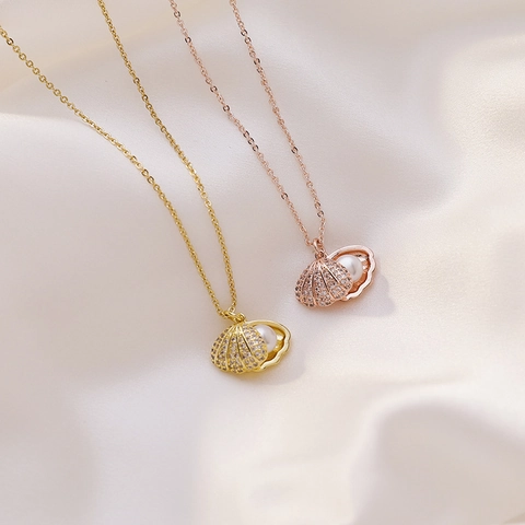 French Vintage Stainless Steel Shell Necklace Openable Shell Shape Artificial Pearl Rhinestone Clavicle Chain For Women