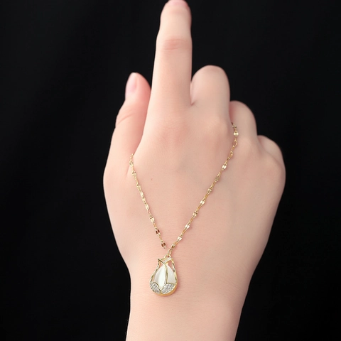 Tulip Pendant Necklace For Women Titanium Steel Lip Chain With Alloy Zirconia Flower Charm Gold Rose Gold Jewelry Gift