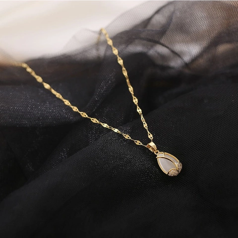 Tulip Pendant Necklace For Women Titanium Steel Lip Chain With Alloy Zirconia Flower Charm Gold Rose Gold Jewelry Gift