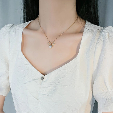Titanium Steel Elk Pendant Necklace For Women Dainty Moose Antler Rhinestone Clavicle Chain Necklace Korean Style Fashion Jewelry