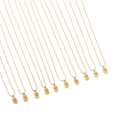 Collar de Colgante de Etiqueta Cuadrada con Número Hueco de Acero Inoxidable Minimalista para Mujer Joyería de Cadena de Clavícula Dorada