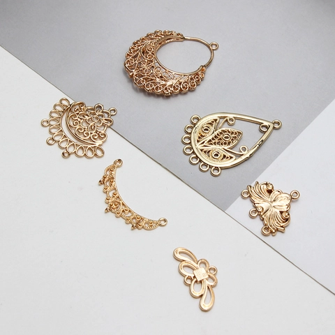 Vintage Filigree Hollow Copper Pendant Connector Gold Plated Flower Pattern DIY Jewelry Making Finding For Earrings Necklace