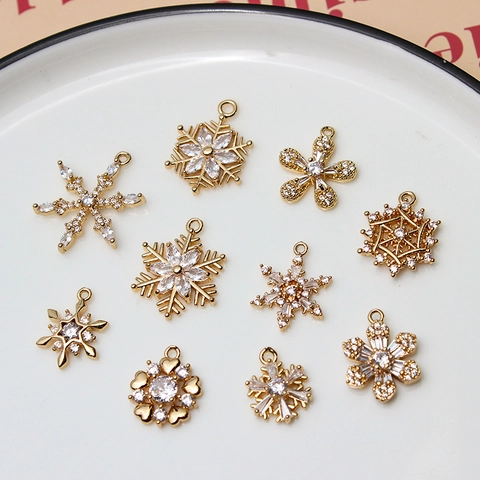 DIY Colgante de Cobre Galvanizado Oro Copo de Nieve Flor Con Circonia Cristal para Accesorios de Pendientes y Horquillas Joyería Bricolaje