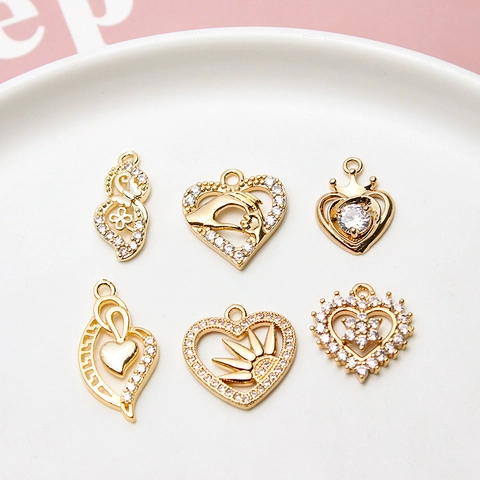 DIY Jewelry Accessories Gold Plated Copper Hollow Heart Pendant Sparkling Rhinestone Inlaid Heart Crown Floral For Earring Necklace Jewelry Making Materials