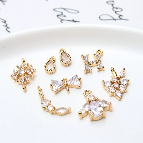 Colgantes de Cobre con Circonita DIY Lazo Letra H Luna Abeja Copo de Nieve Formas de Gota Dijes para Creación de Joyas
