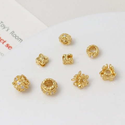 DIY Copper Spacer Beads Gold Silver Plated Cubic Zirconia Flower Clover Hollow Beads For Jewelry Making DIY Findings