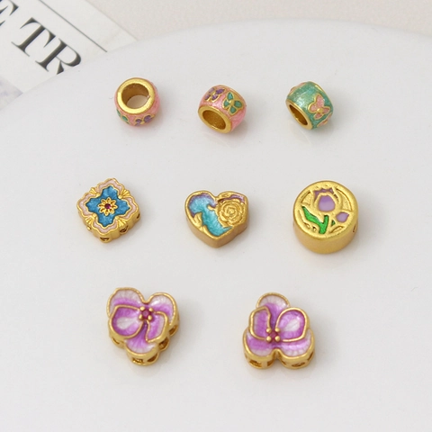 Perline Distanziatrici in Rame Smaltate Vintage Design Fiore Farfalla Cuore Tulipano per Creazione Gioielli Bracciali DIY Perline Oro Galvanico