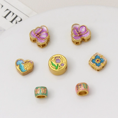 Perline Distanziatrici in Rame Smaltate Vintage Design Fiore Farfalla Cuore Tulipano per Creazione Gioielli Bracciali DIY Perline Oro Galvanico
