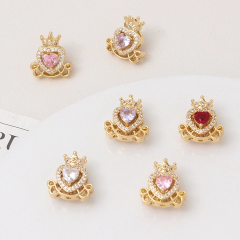 Copper Princess Crown Carriage Charms Heart Shaped Zirconia Inlaid DIY Jewelry Accessories For Bracelet Necklace Making Women