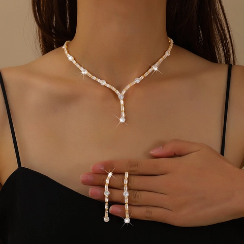 Kupfer Zirkonia Blume Halskette Und Ohrringe Schmuckset Gold Silber Überzogene Blatt Ohrringe Für Hochzeit Bankett Damen