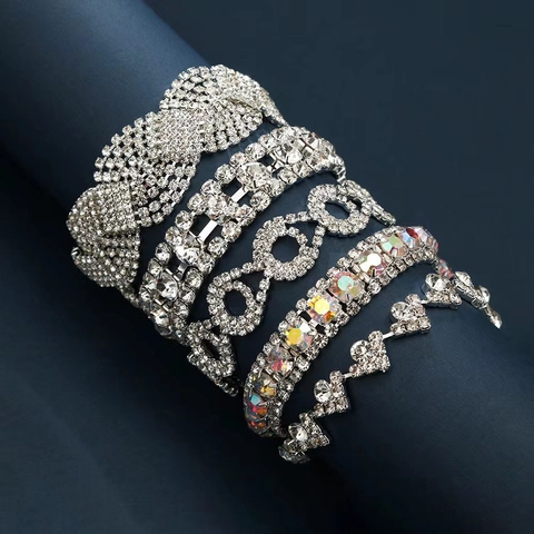 Bracelet de Luxe en Cuivre Plaqué Argent avec Strass pour Femmes Cœur Brillant Chaîne à Maillons Ronds Géométriques Mariage