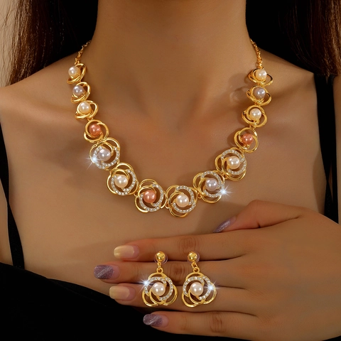 Luxury Alloy Artificial Pearl Rhinestone Necklace Earrings Bridal Wedding Jewelry Set Hollow Geometric Circle Banquet Accessories
