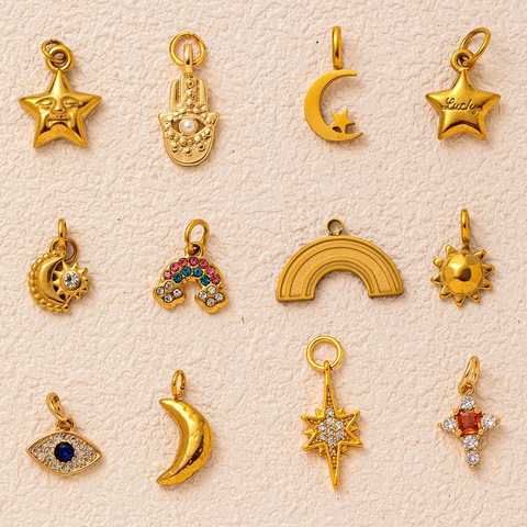 Collana con Ciondolo Celeste in Acciaio Inossidabile per Donna Placcato Oro Sole Luna Stella Malocchio Arcobaleno Mano di Fatima
