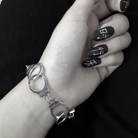 Silver Color Zinc Alloy Handcuff Link Bracelet Freedom Letter Engraved Adjustable Chain Fashion Jewelry For Women Gift