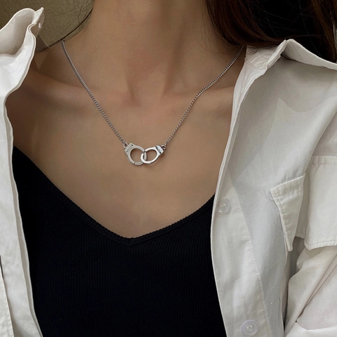 Retro Silver Color Handcuff Pendant Necklace For Women Alloy Freedom Letter Engraved Punk Hip Hop Fashion Jewelry Gift