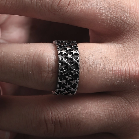 Vintage Titanium Steel Embossed Star Band Ring For Men Punk Rock Distressed Polished Broad Finger Ring Personalized Starry Jewelry Gift