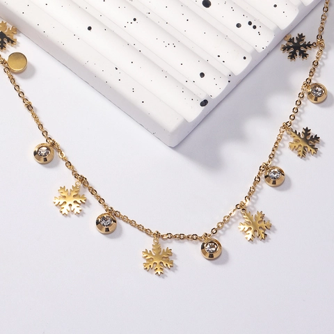 Elegante Titaniumstaal Sneeuwvlok Strass Halsketting Armband Set Voor Dames Verguld Kerstmis Feest Mode Sieraden Accessoire