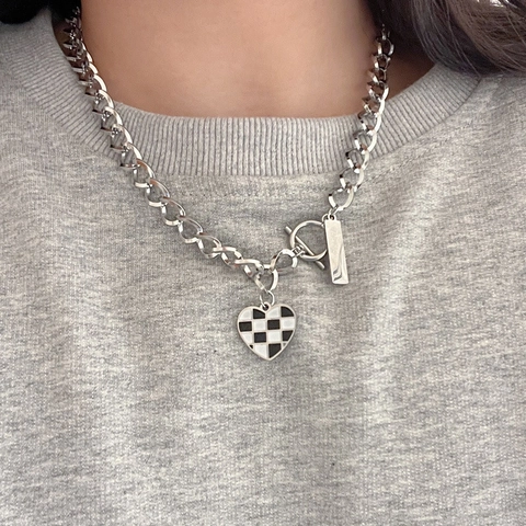 Collar y Pulsera con Colgante de Corazón de Tablero de Ajedrez de Aleación de Zinc Vintage para Mujer Estilo Ins Cierre OT Color Plata Joyas