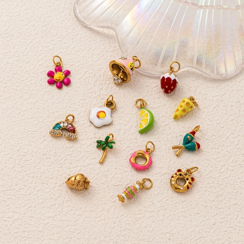 Collana con Ciondolo a Forma di Fiore Fragola Arcobaleno in Smalto Placcato Oro 18K Acciaio Inossidabile per Donna