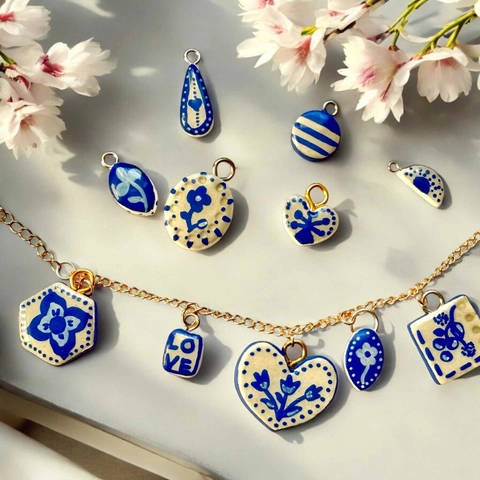 Vintage Blue And White Porcelain Style Ceramic Pendant Necklace Gold Plated Stainless Steel Chain Floral Heart Charm Jewelry For Women