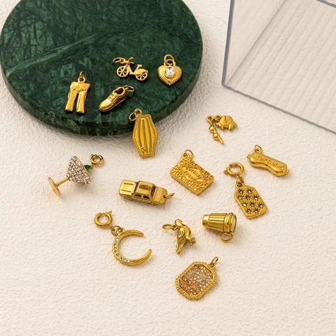 Pendentifs Vintage en Acier Inoxydable Lune Verre à Vin Coeur Plaqués Or 18K Strass Accessoires de Création de Bijoux DIY Collier Femme