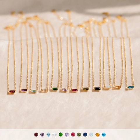Collier en Cuivre Plaqué Or pour Femmes Avec Pendentif Rectangle en Zircone Design Minimaliste Bijoux Pierre de Naissance
