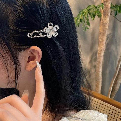 Elegante Molletta per Capelli a Forma di Fiore con Effetto Occhio di Gatto Liquido in Lega e Strass per Donna Stile Coreano Accessorio Dolce