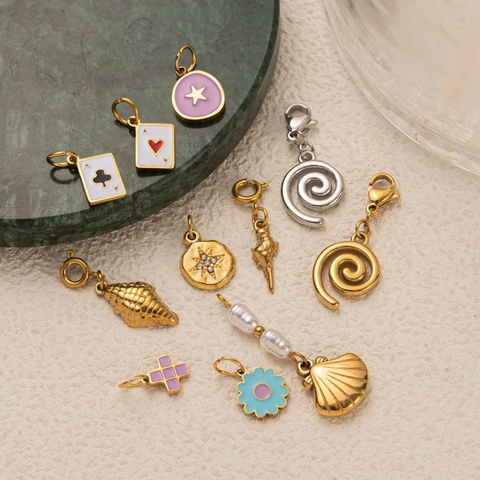 Western Vintage Stainless Steel Marine Theme Pendant Necklace Enamel Shell Poker Card Heart Star Cross Jewelry For Women