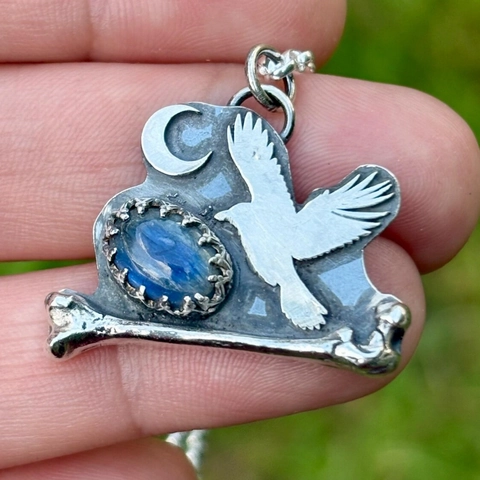 Collana con Pendente a Forma di Libro Magico e Bottiglia Vintage in Acciaio Inossidabile Gioielli Gotici con Corvo e Luna per Uomo e Donna