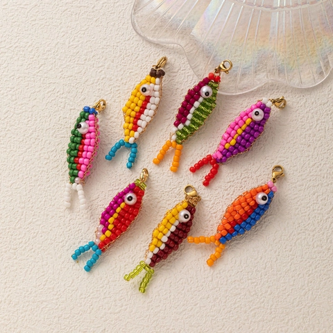 Handmade Beaded Fish Keychain Stainless Steel Artificial Pearl Colorful Animal Bag Charm For Women Daily Accessory Jewelry