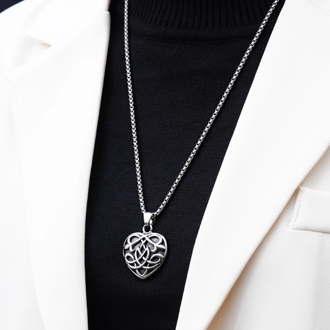 Collana con Ciondolo a Cuore in Acciaio Inossidabile Retro Uomo Vichingo Nodo Celtico Nodo Irlandese Gioielli Punk Forma di Cuore