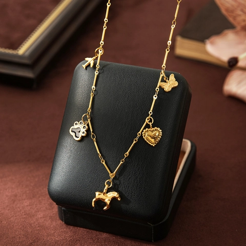 Fashion Stainless Steel 18K Gold Plated Pendant Necklace For Women Airplane Butterfly Heart Paw Animal Charms Jewelry
