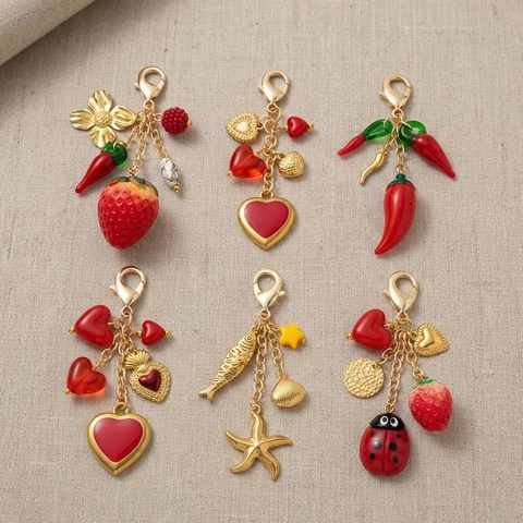 Portachiavi in Acciaio Inossidabile Placcato Oro 18K Vintage Ciondolo per Borsa Con Fragola Peperoncino Cuore Stella Marina Donna