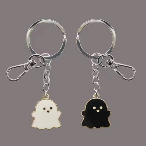 Portachiavi di Halloween Fantasma Farfalla in Lega di Zinco Cartone Animato Carino Smalto Ciondolo Borsa Decorazione