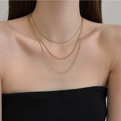Collana Multistrato Minimalista in Lega Galvanica da Donna Oro Argento Moda Stile Urbano Gioielli Catena Girocollo Regalo