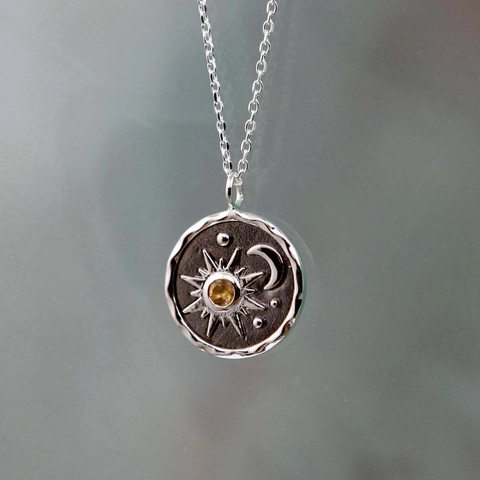 Collar con Colgante de Cruz de Esmalte de Aleación de Zinc Vintage para Mujer Retro Sol Luna Estrella Celestial Joyería