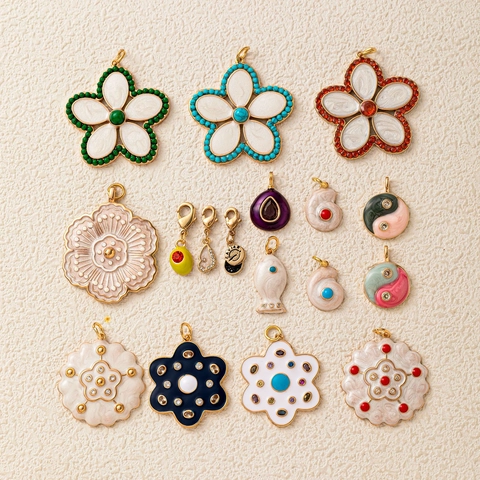 Koperen DIY Hanger Ketting Accessoires Met Emaille Bloem Schelp Tai Chi Vis Ontwerp Strass Ingelegde Mode Sieraden Charms Voor Mannen Vrouwen
