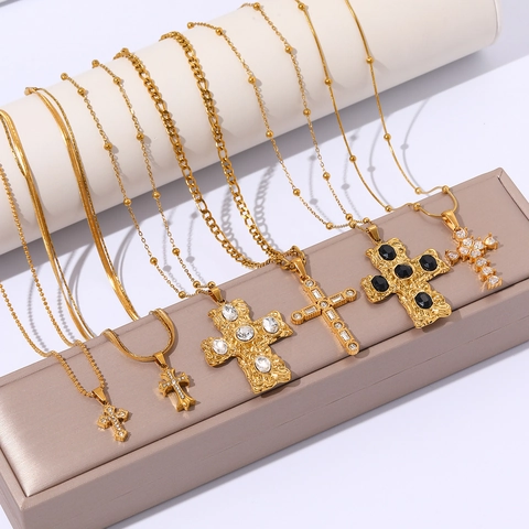 18K Gold Plated 304 Stainless Steel Cross Pendant Necklace For Women Vintage Zirconia Black Stone Choker Fashion Jewelry