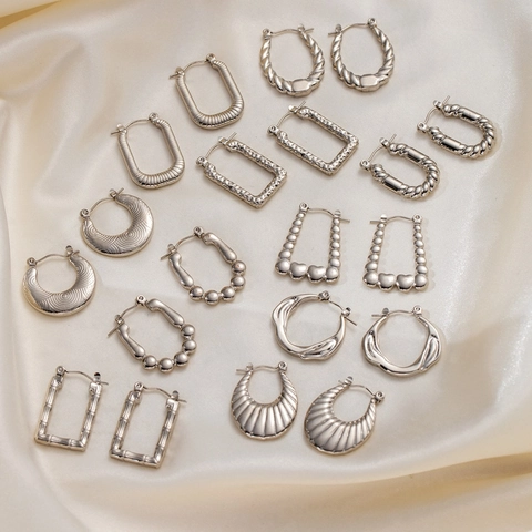 Vintage Edelstahl Creolen Für Damen Punk Geometrisch Texturiert Versilbert Titanstahl Hypoallergen C-förmige Runde Huggie Ohrringe Schmuck